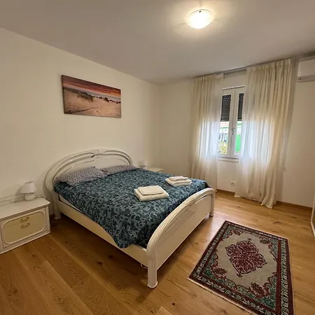 Appartamento Moderno Netflix & Free Parking Padua Exterior foto